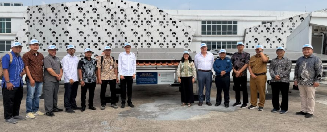 Polman Bandung Terima Hibah PLTS, Jadi Salah Satu Mitra Politeknik Proyek Renewable Energy Skills Development