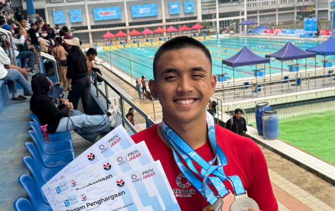 Tiga Medali dari Kolam Renang, Nazriel Bawa Pulang Prestasi untuk Polman Bandung